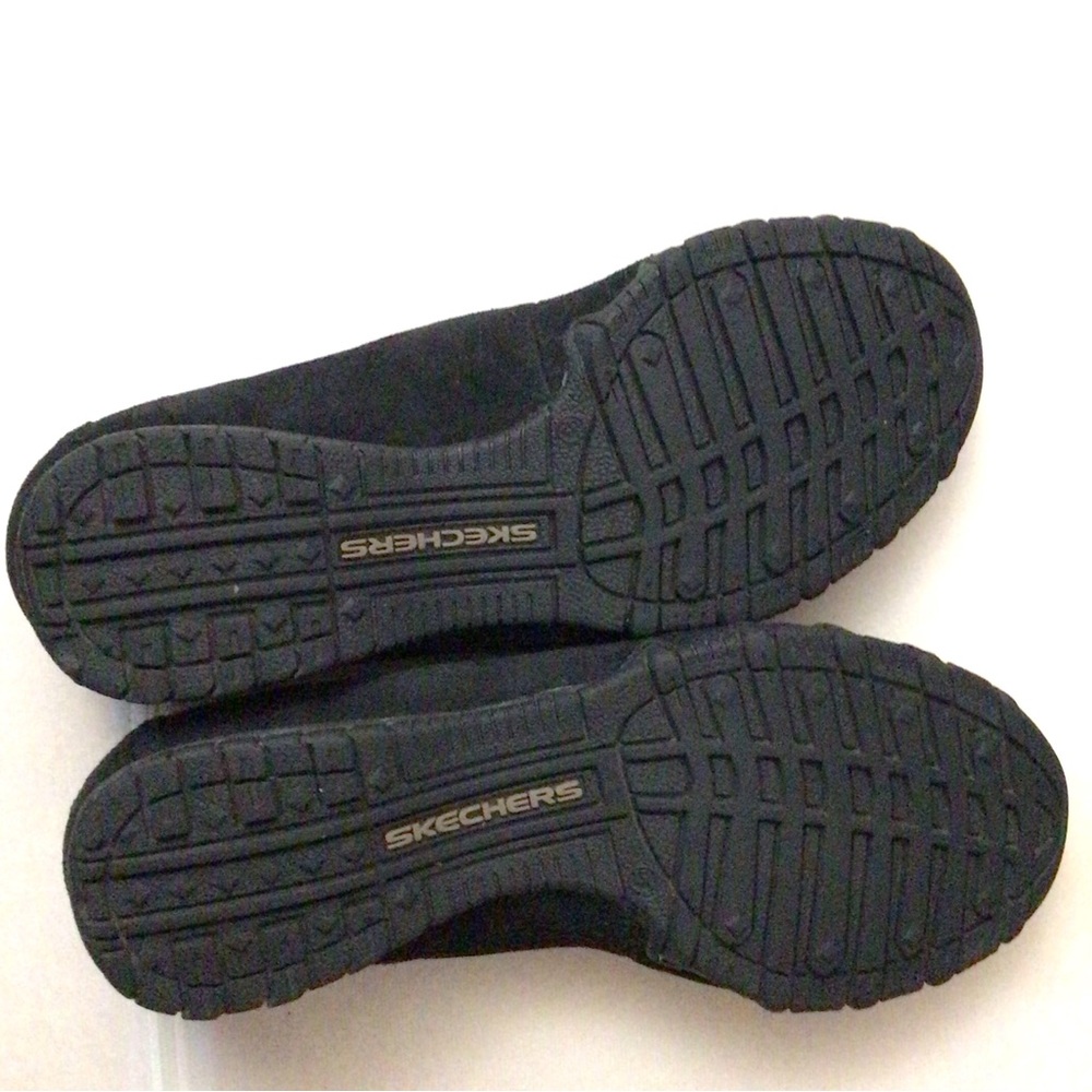 -Sketchers Black Leather loafers size 8, used in good condition, memory foam - Picture 4 of 4